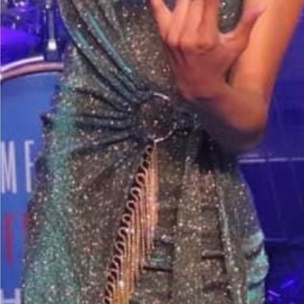 Elegant  Glitter Dress - Picture 8 of 11